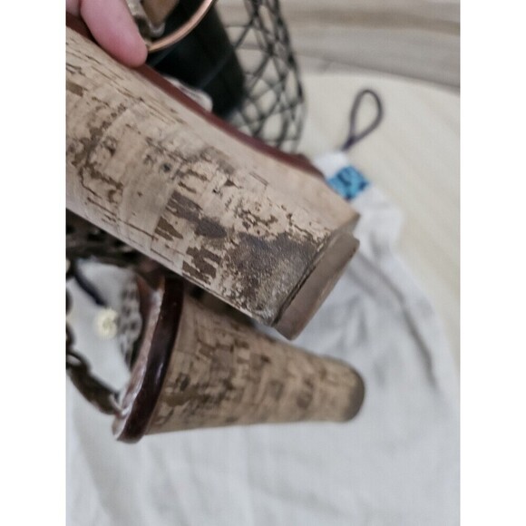 Tory Burch Nori Metalic Gold Leather Wedge Sandal Sz 6 - Picture 8 of 13